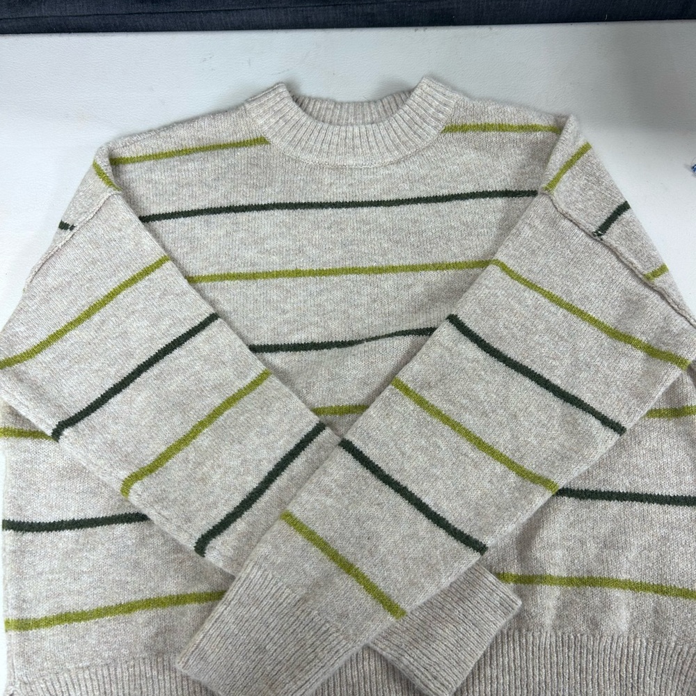 American Eagle Outfitters Beige Knit Sweater
